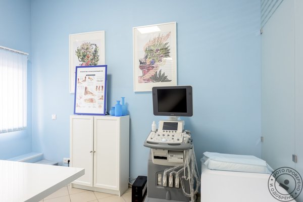 Лечебно-диагностический медицинский центр ЦМРТ на метро Старая Деревня - фото 9