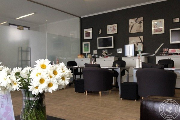 Funky Nails м. Улица 1905 года - фото 1