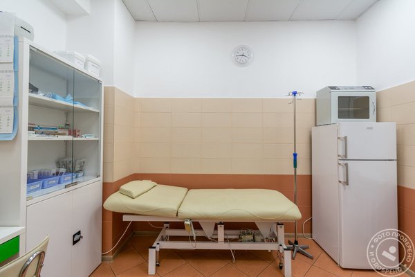 Медицинский центр Медик на метро Сходненская - фото 1