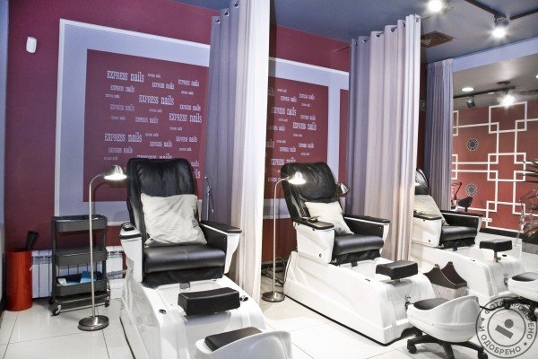 Студия маникюра Express Nails на Гризодубовой - фото 3