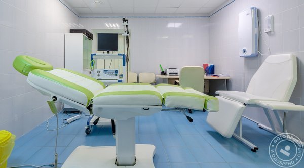 Медицинский центр Кристалл-мед в Кузнечном переулке - фото 1