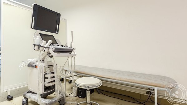 Многопрофильный медицинский центр Элеос на Бухарестской улице - фото 1