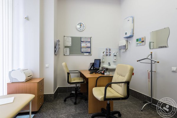 Первая Невская Клиника на улице Есенина - фото 9