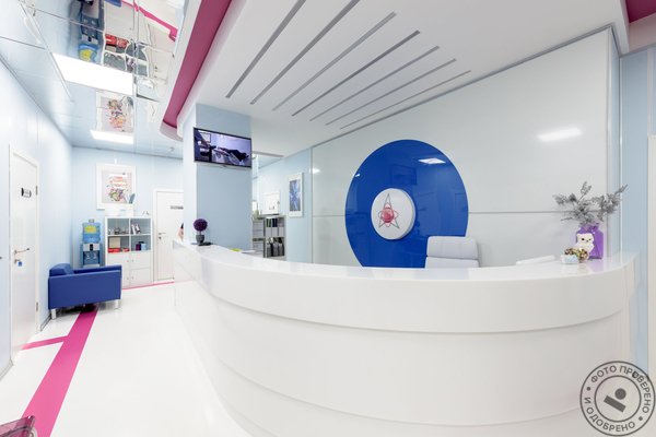 Лечебно-диагностический медицинский центр ЦМРТ на метро Озерки - фото 1