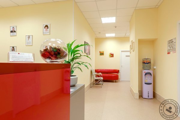 Клиника лазерной косметологии и гинекологии GynecoLase на метро Международная - фото 1