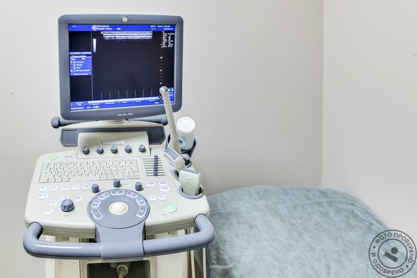 Семейная клиника Доктор рядом на улице Маршала Савицкого - фото 8